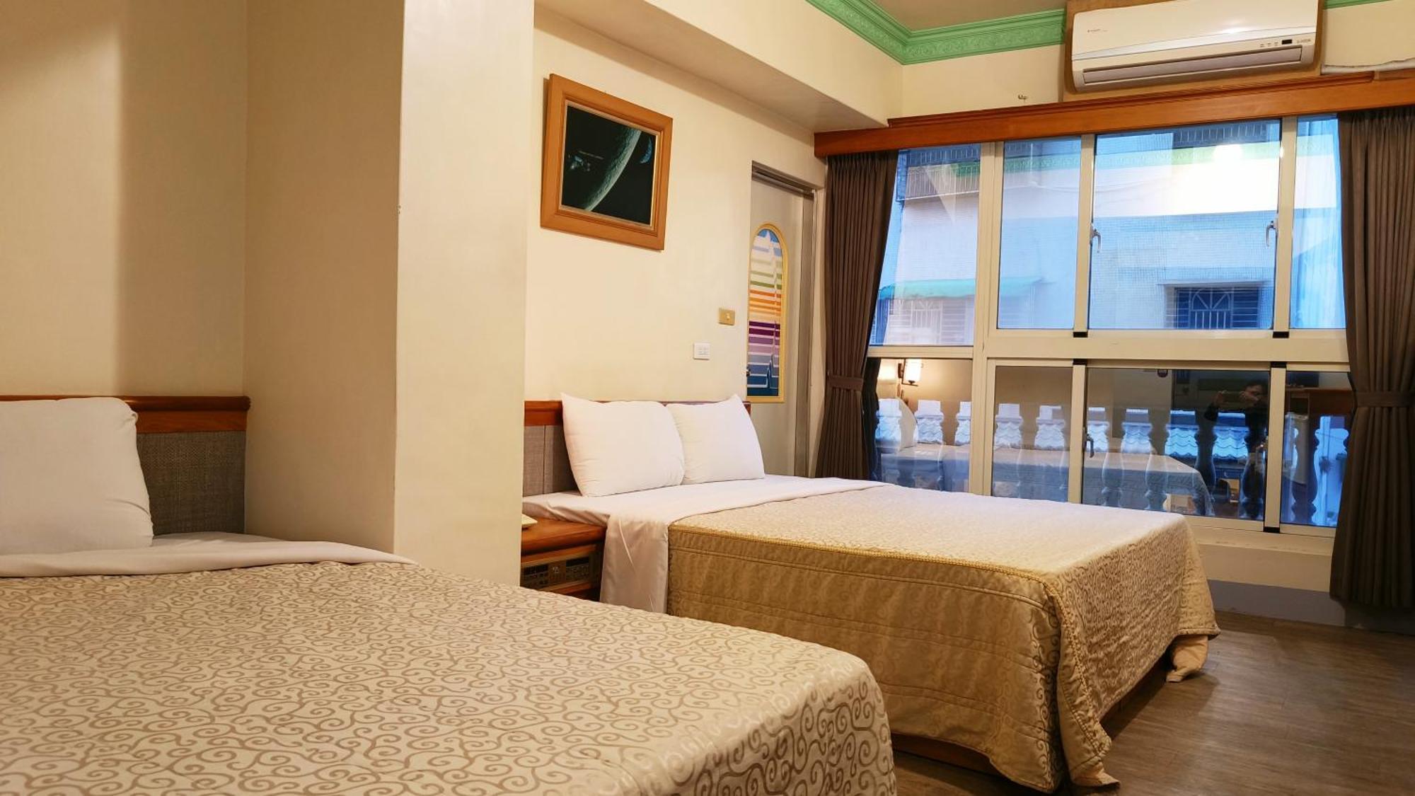 Longchi Hot-Spring Hotel Джиаоси Екстериор снимка